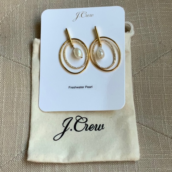 JCREW Freshwater Pearl Gold Plated Earrings - Picture 3 of 3
